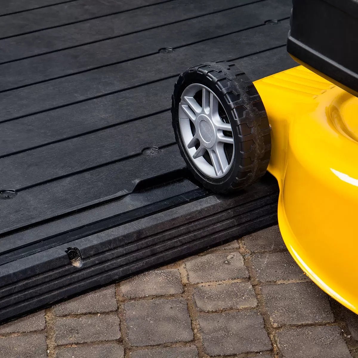 Keter 7.5’x11′ Premier Heavy Duty Plastic Shed – Grey - Image 7